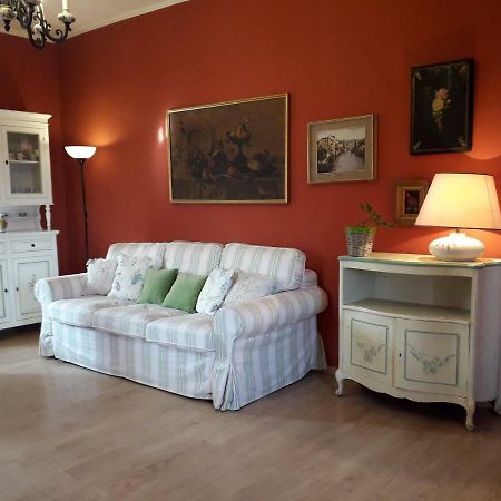 Alle Preci Country House Santa Restituta 外观 照片