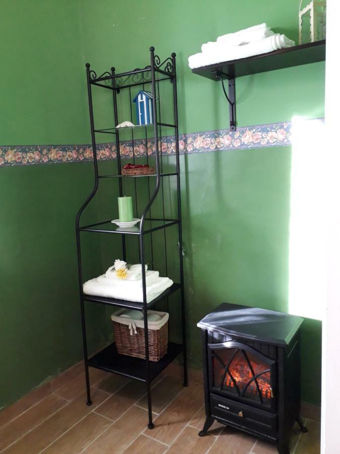 Alle Preci Country House Santa Restituta 外观 照片
