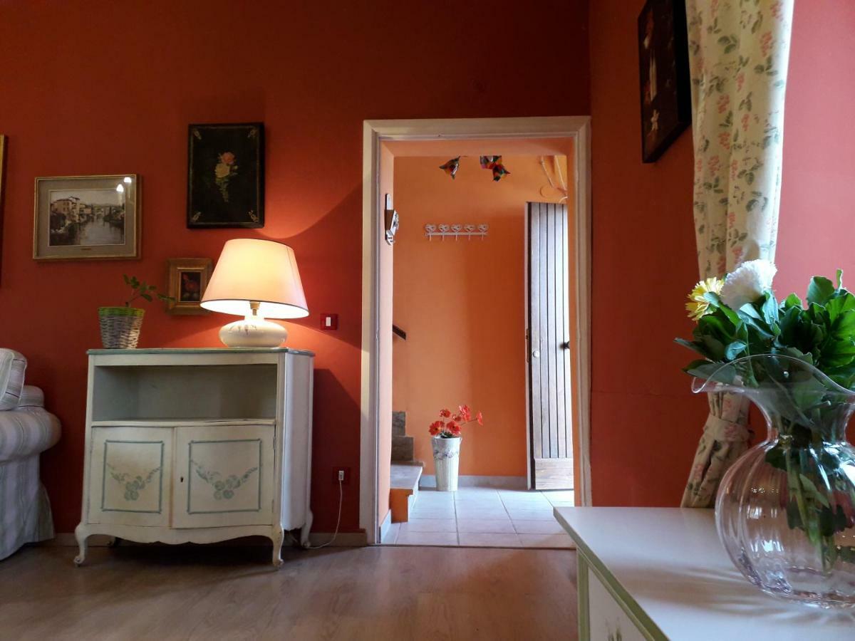 Alle Preci Country House Santa Restituta 外观 照片